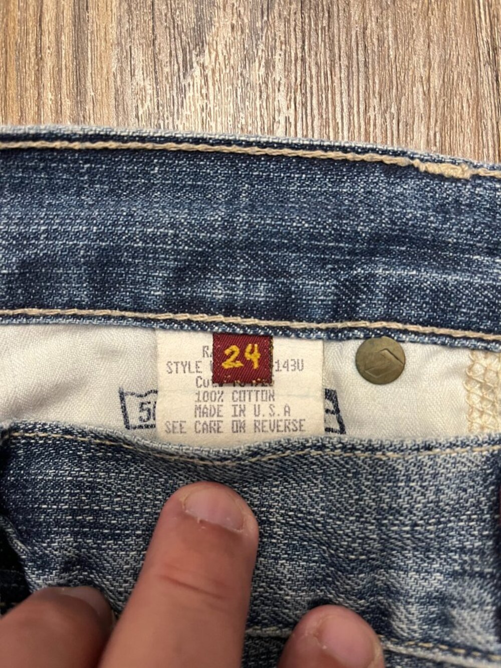 7 For All Mankind Bootcut Jeans - Women's Size 24x29 -100% Cotton - Picture 2 of 6